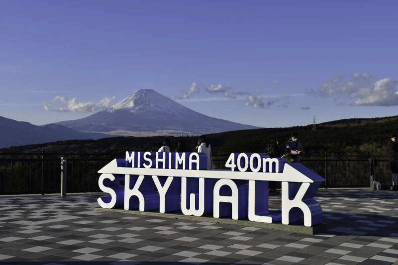 sky-walk-18